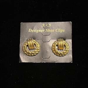 9.2.5. Designer Shoe Clips